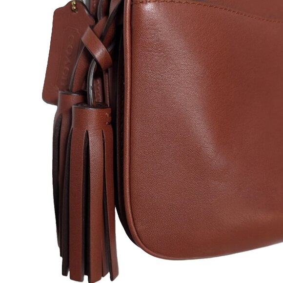 Coach Legacy Gusseted Leather bag - Picture 3 of 8